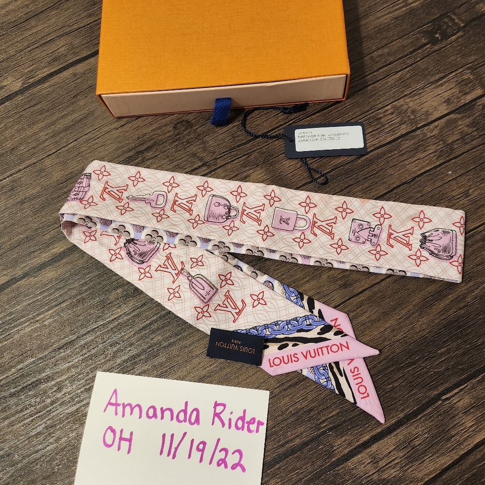 Louis Vuitton BB Bandeau Silk Scarf